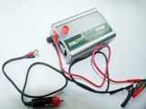 Transformer DC12V Into AC220V 300W Inverter Car Power Supply with Full Power