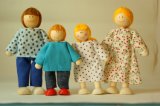 Wooden Toys Dolls Family 4PCS
