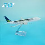 Bostik B737-800 19.7cm 1: 200 Plane Model