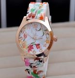 Fashion Quartz Wrist Watch (XM703506)