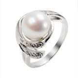 Women's Fashion Pearl Ring