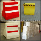 White Plastic Temporary Traffic Barrier White Yellow Red 600mm Long
