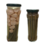 Marinated Garlic Sprouts /Garlic Sprouts +Garlic Cloves 370ml