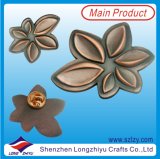 Antique Bronze Zinc Alloy Relief Leaf Badge (LZY-1000048)