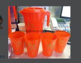 2015 Chinese New Goods Plastic Jugs with Cups