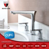 Chrome Finish Double Handles 3-Hole Basin Mixer Faucet with Upc Certified