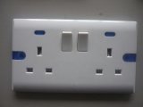 2015 New Design Double 13A Switched Socket with Blue Neon